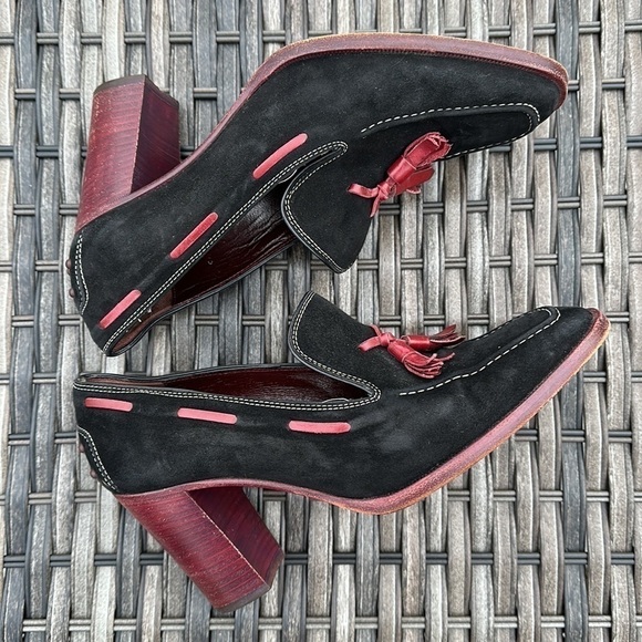 TOD’S Kiltie Tassel Black Suede Loafer Pumps - Picture 1 of 16
